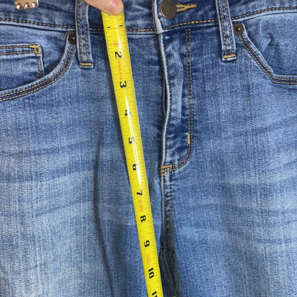🛍️Trendy Comfy blue Jeans with no holes! - Picture 7 of 9